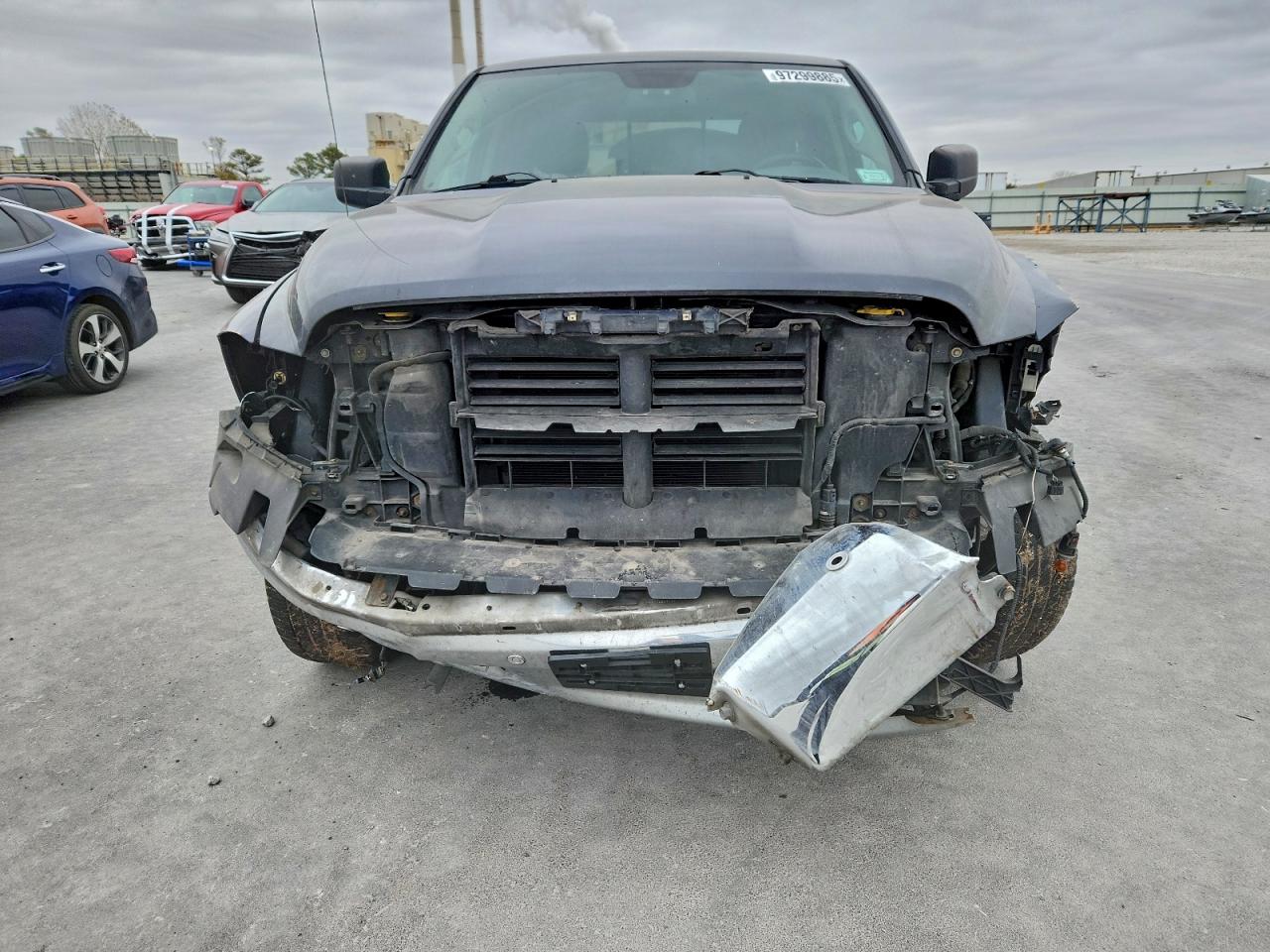 2014 RAM 1500 SLT photo 5