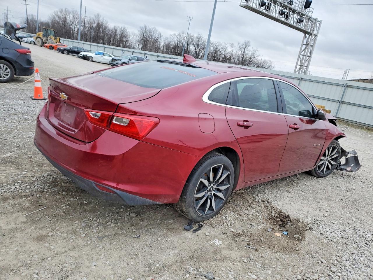 2018 CHEVROLET MALIBU LT photo 3