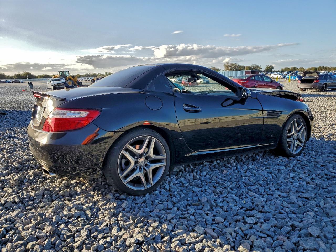 2015 MERCEDES-BENZ SLK 250 photo 5