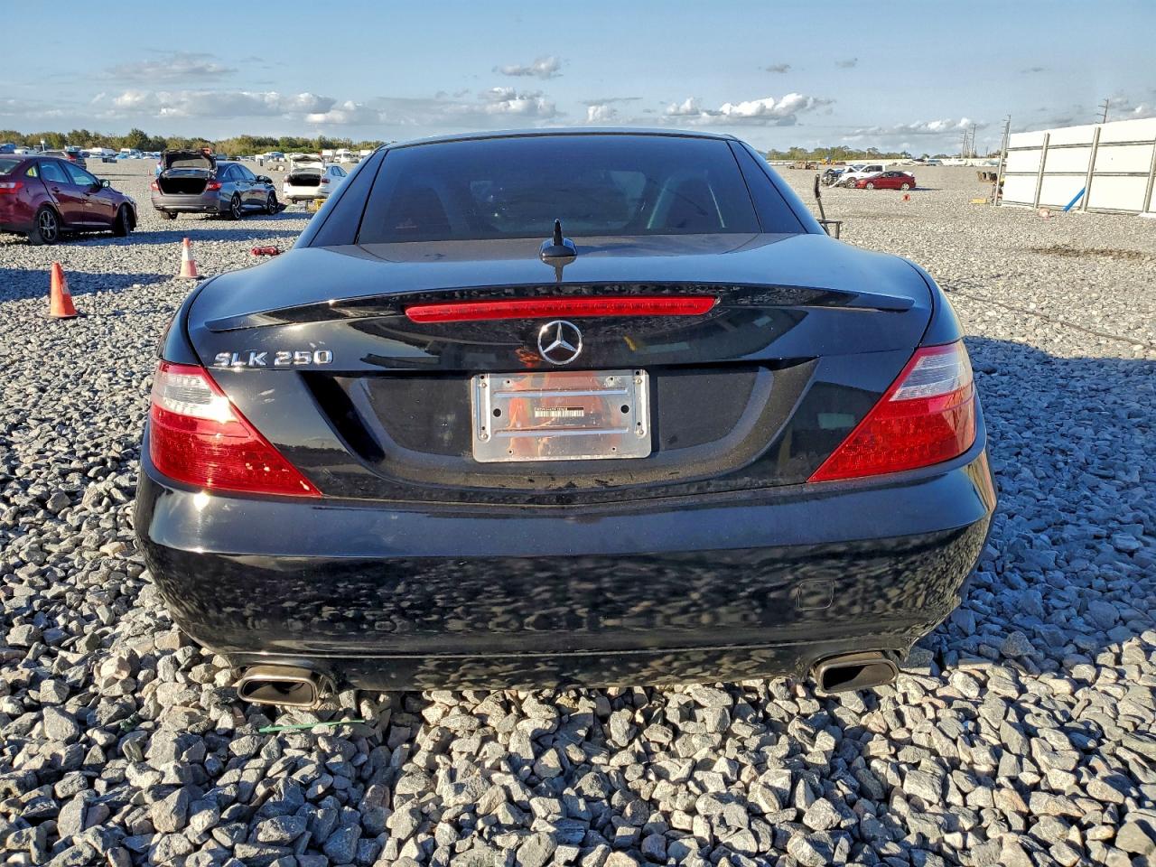 2015 MERCEDES-BENZ SLK 250 photo 11