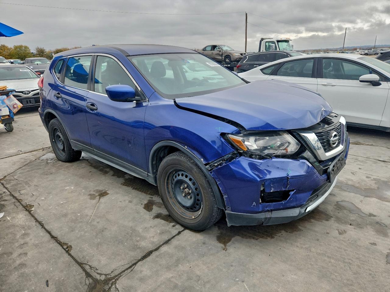 2017 NISSAN ROGUE S photo 10