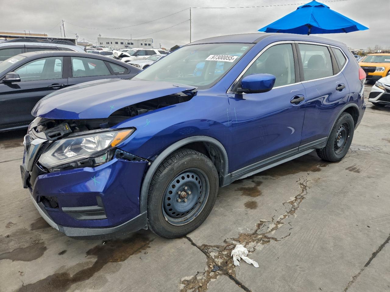 2017 NISSAN ROGUE