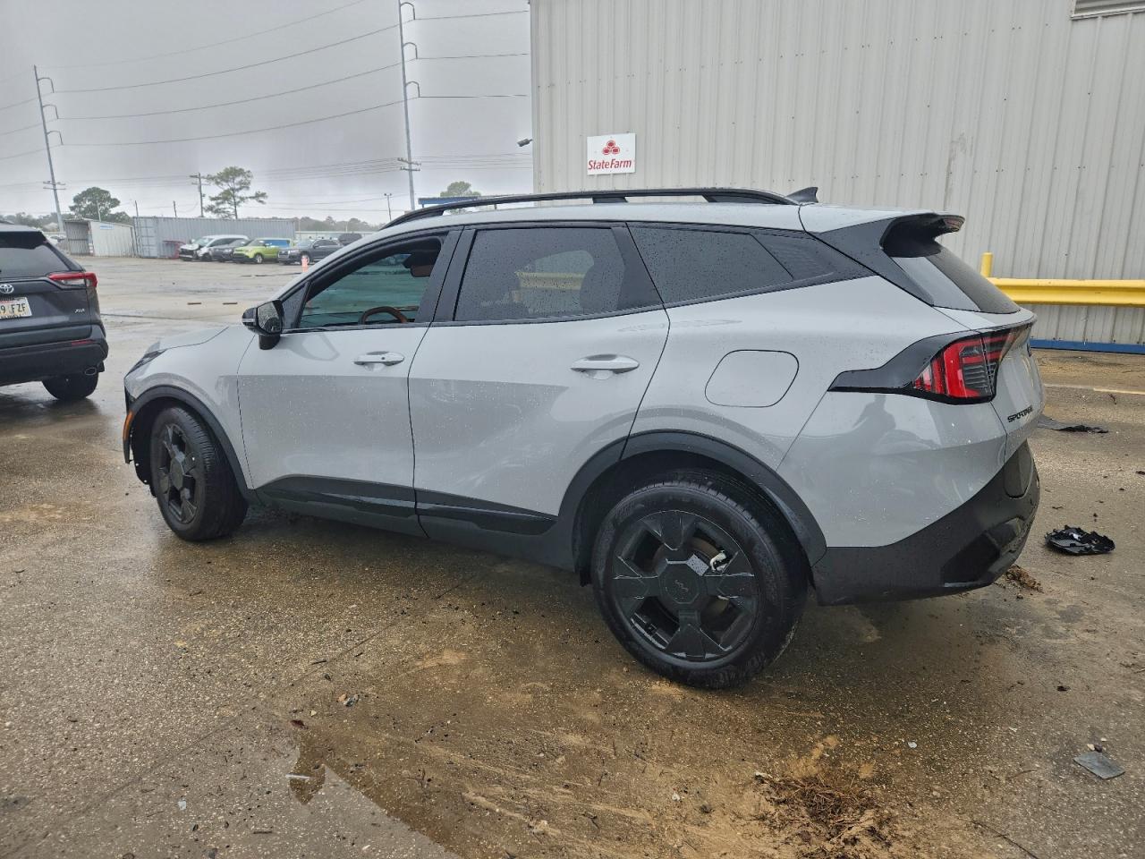 2026 KIA SPORTAGE X LINE photo 2