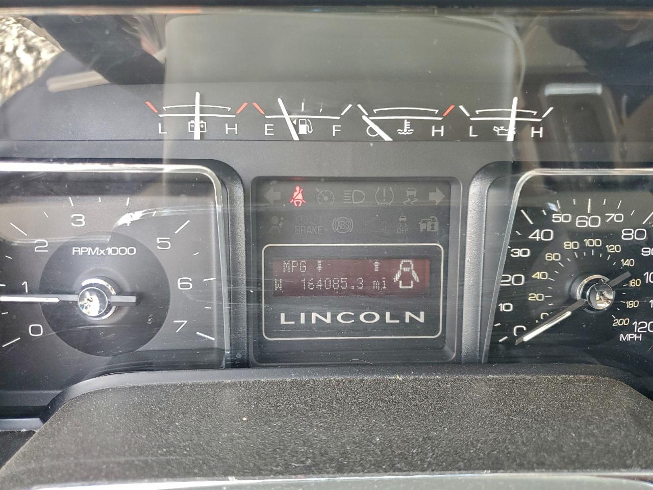 2012 LINCOLN NAVIGATOR photo 9
