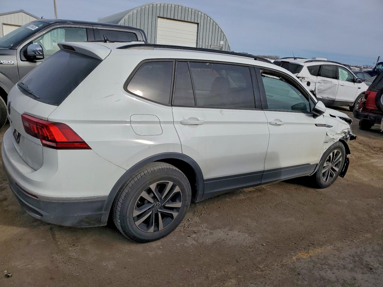 2024 VOLKSWAGEN TIGUAN S photo 7