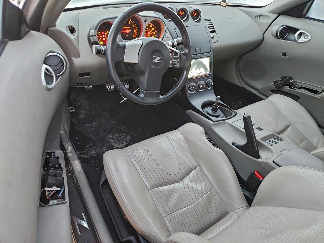 2005 NISSAN 350Z COUPE photo 15