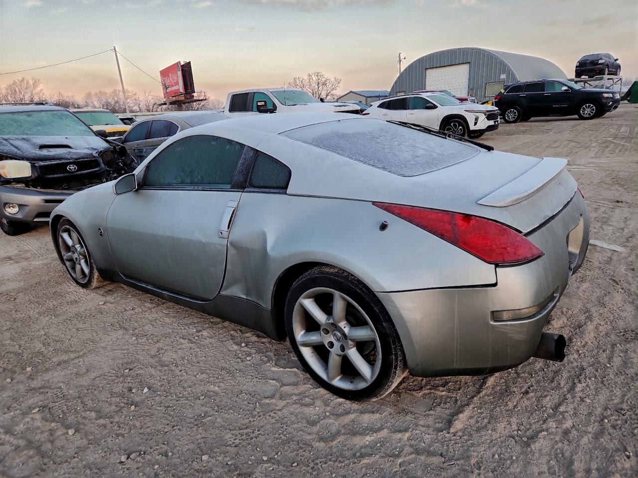 2005 NISSAN 350Z COUPE photo 3