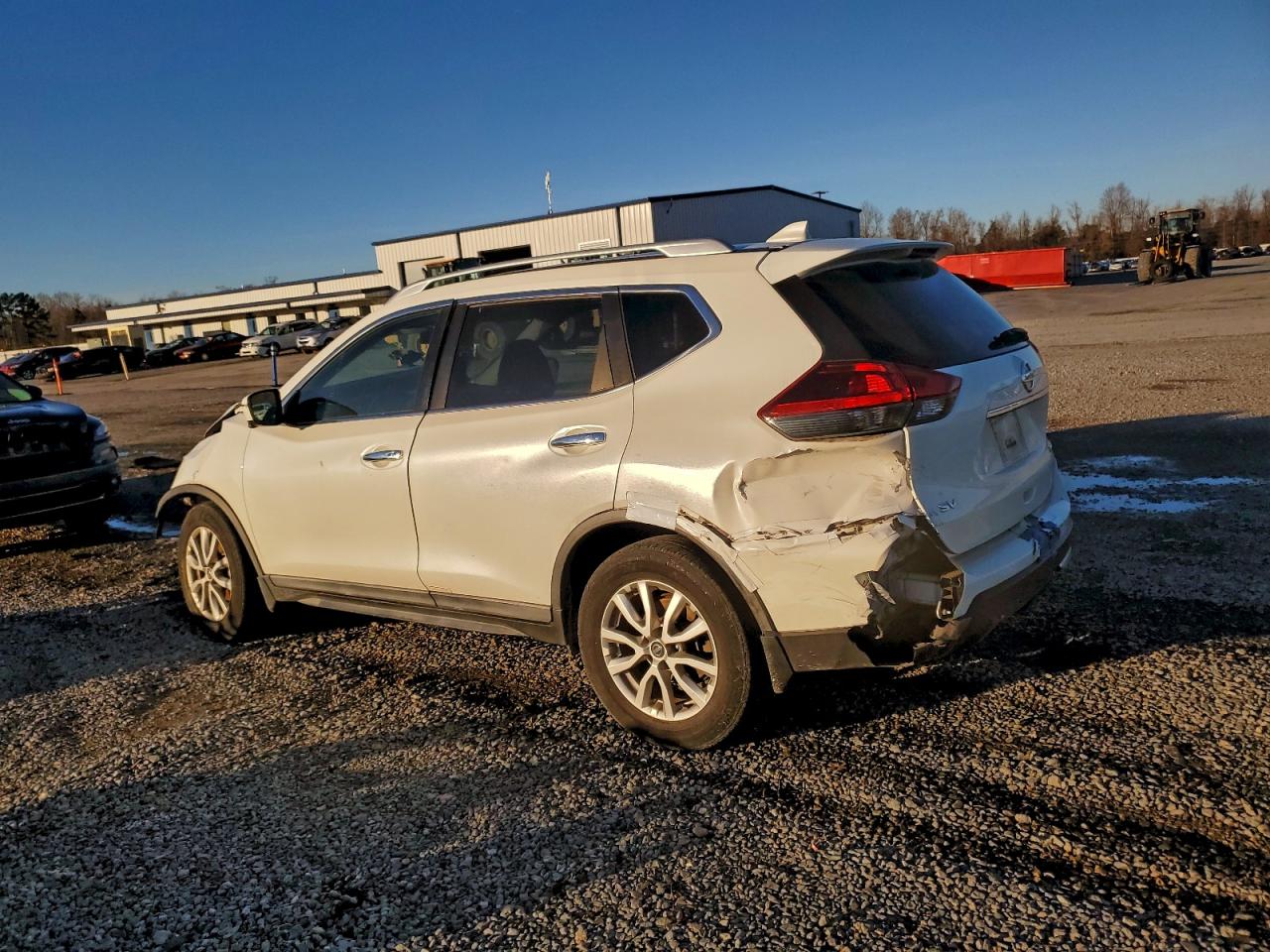 2018 NISSAN ROGUE S photo 2