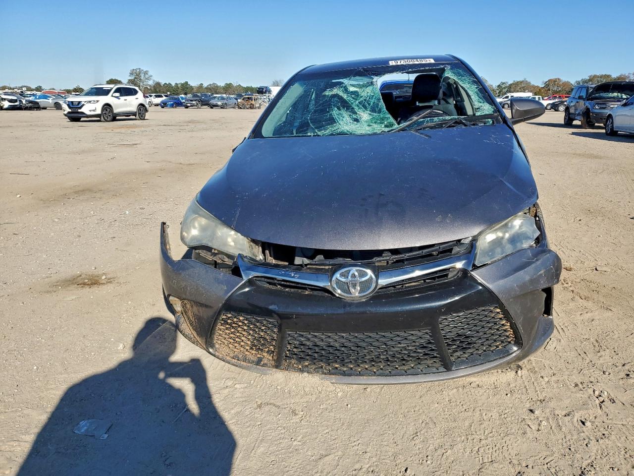 2017 TOYOTA CAMRY SE photo 5