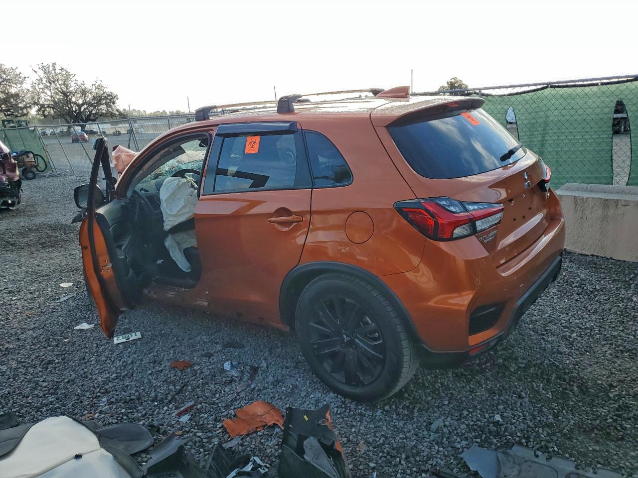 2025 MITSUBISHI OUTLANDER SPORT S photo 4