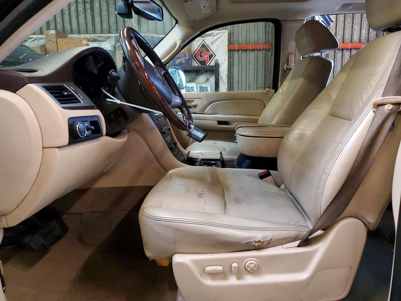 2007 CADILLAC ESCALADE LUXURY photo 19