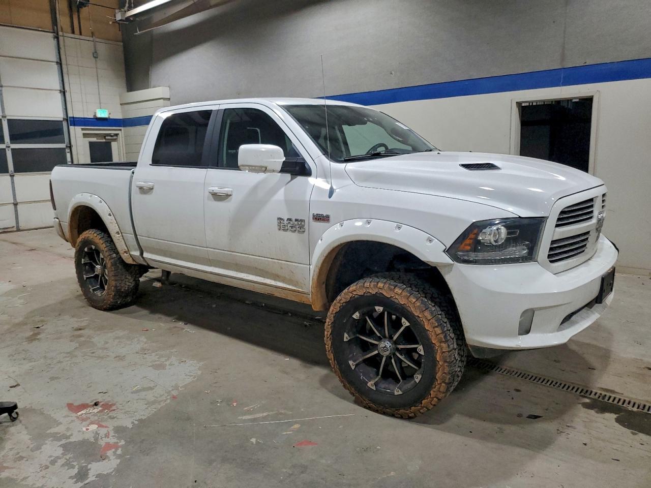 2013 RAM 1500 SPORT photo 10