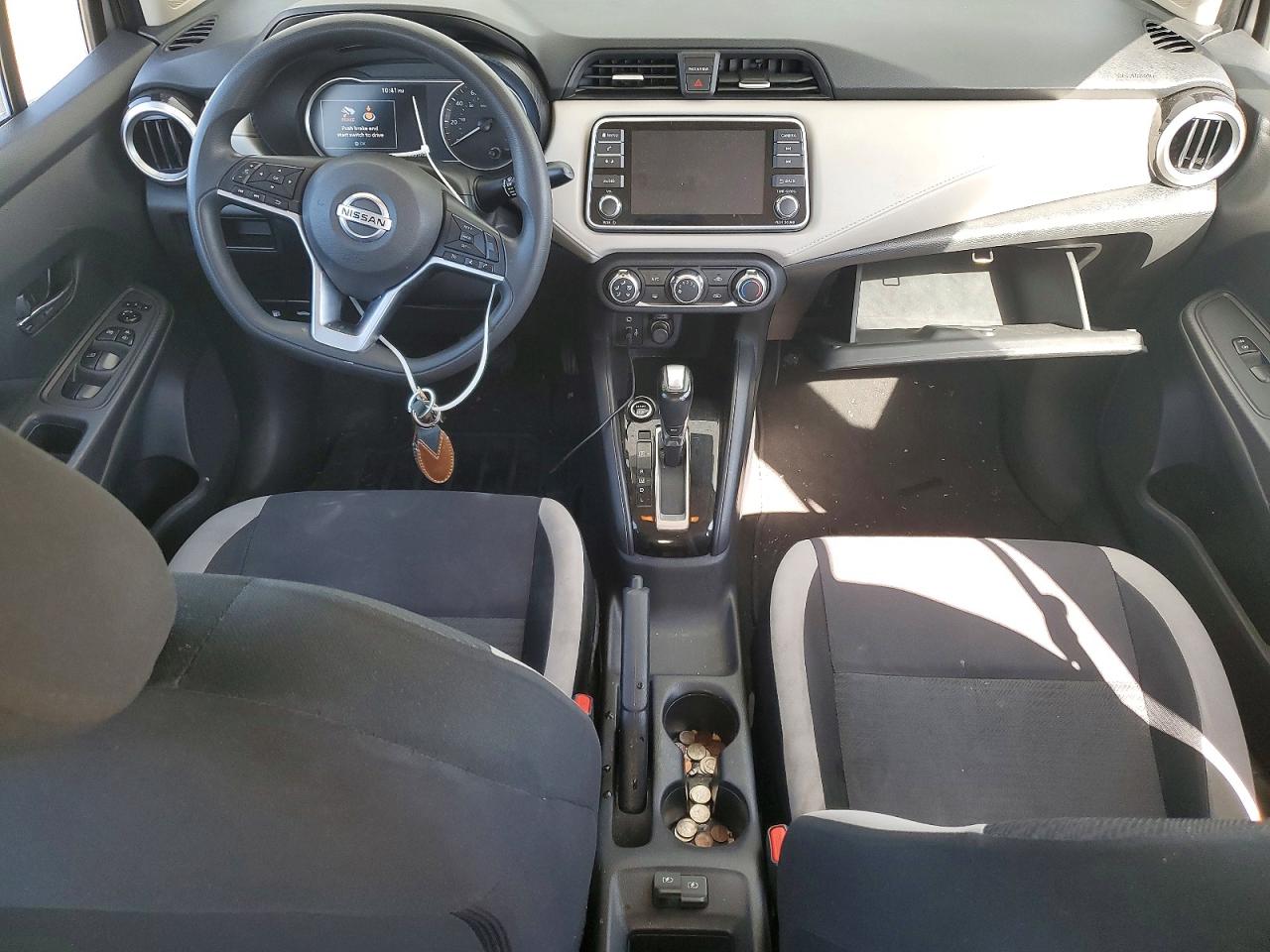 2021 NISSAN VERSA SV photo 22