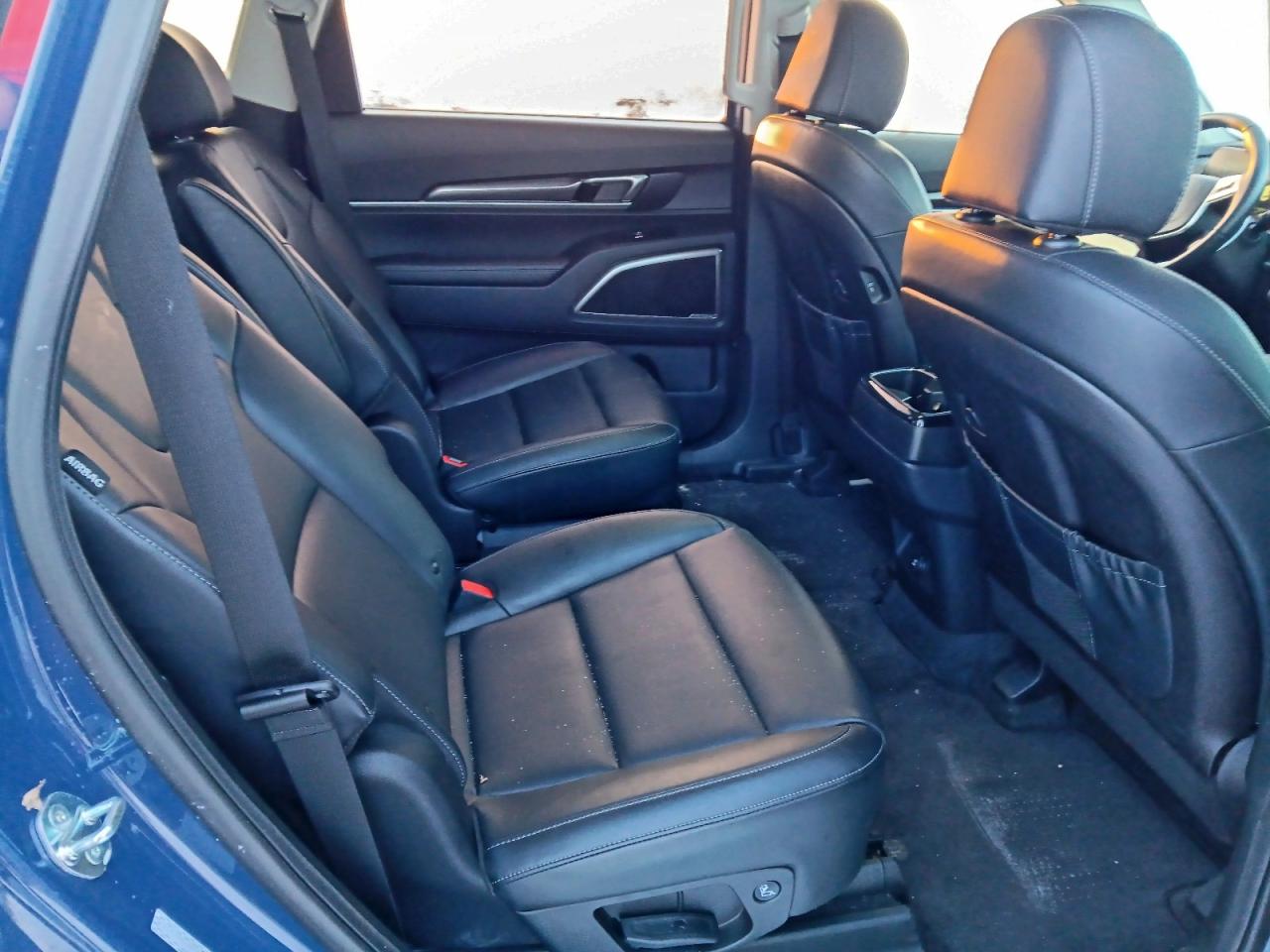 2025 KIA TELLURIDE S photo 10