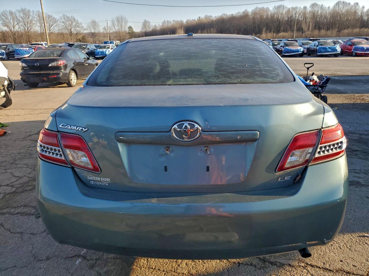 2010 TOYOTA CAMRY BASE photo 16