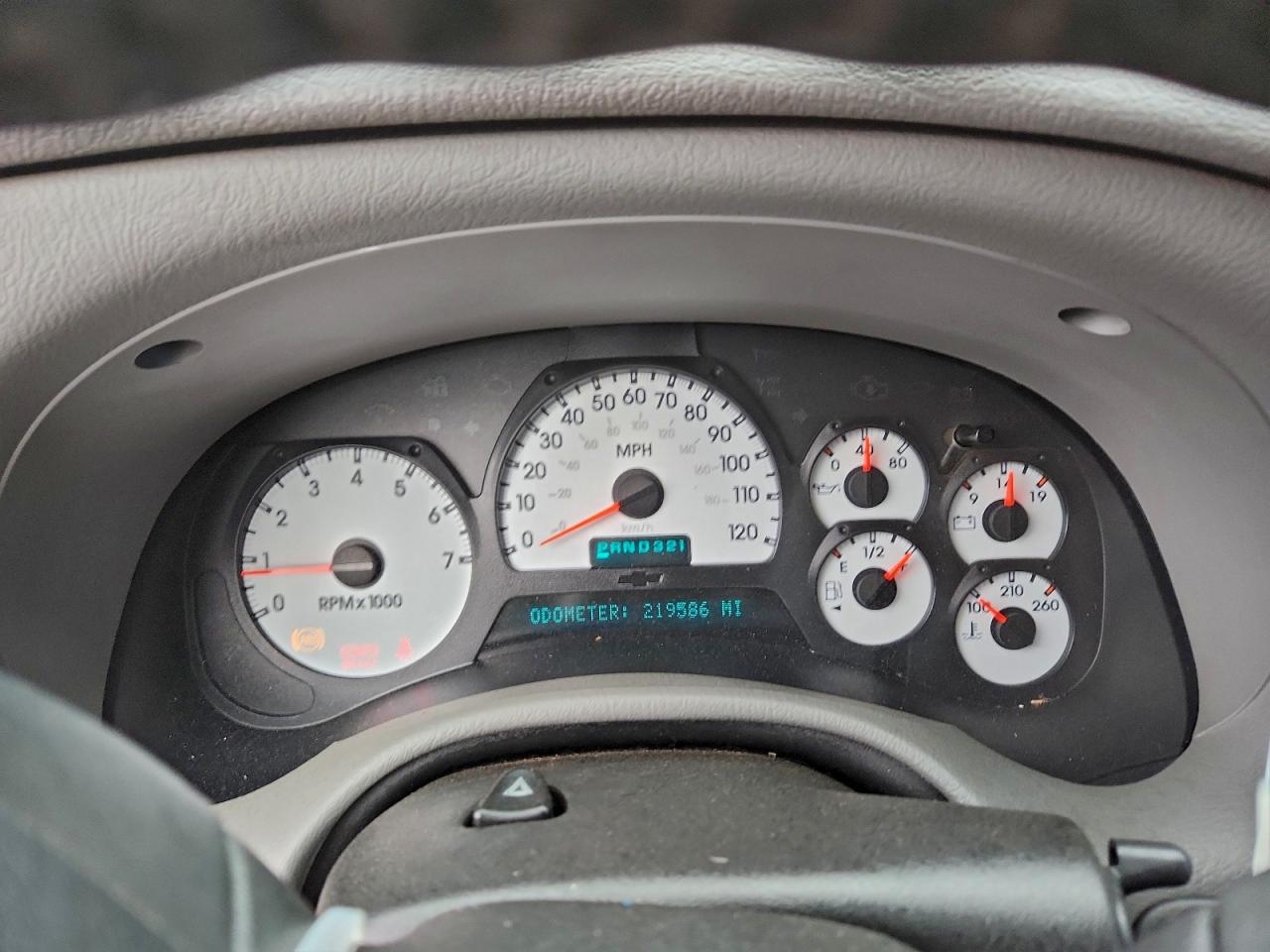 2005 CHEVROLET TRAILBLAZER EXT LS photo 9