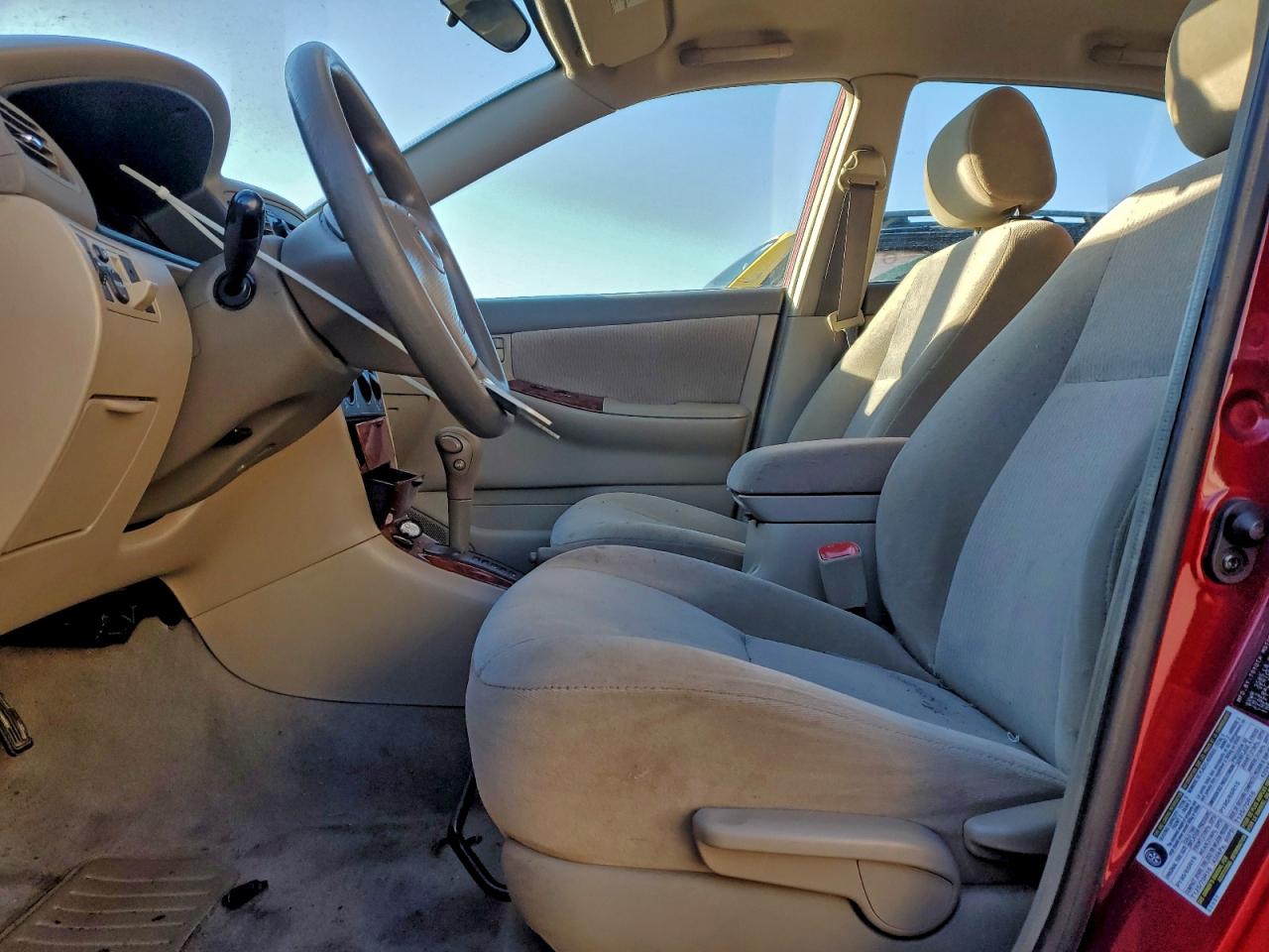 2005 TOYOTA COROLLA CE photo 7