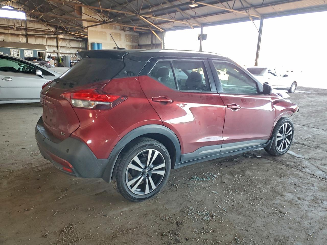 2020 NISSAN KICKS SR photo 5