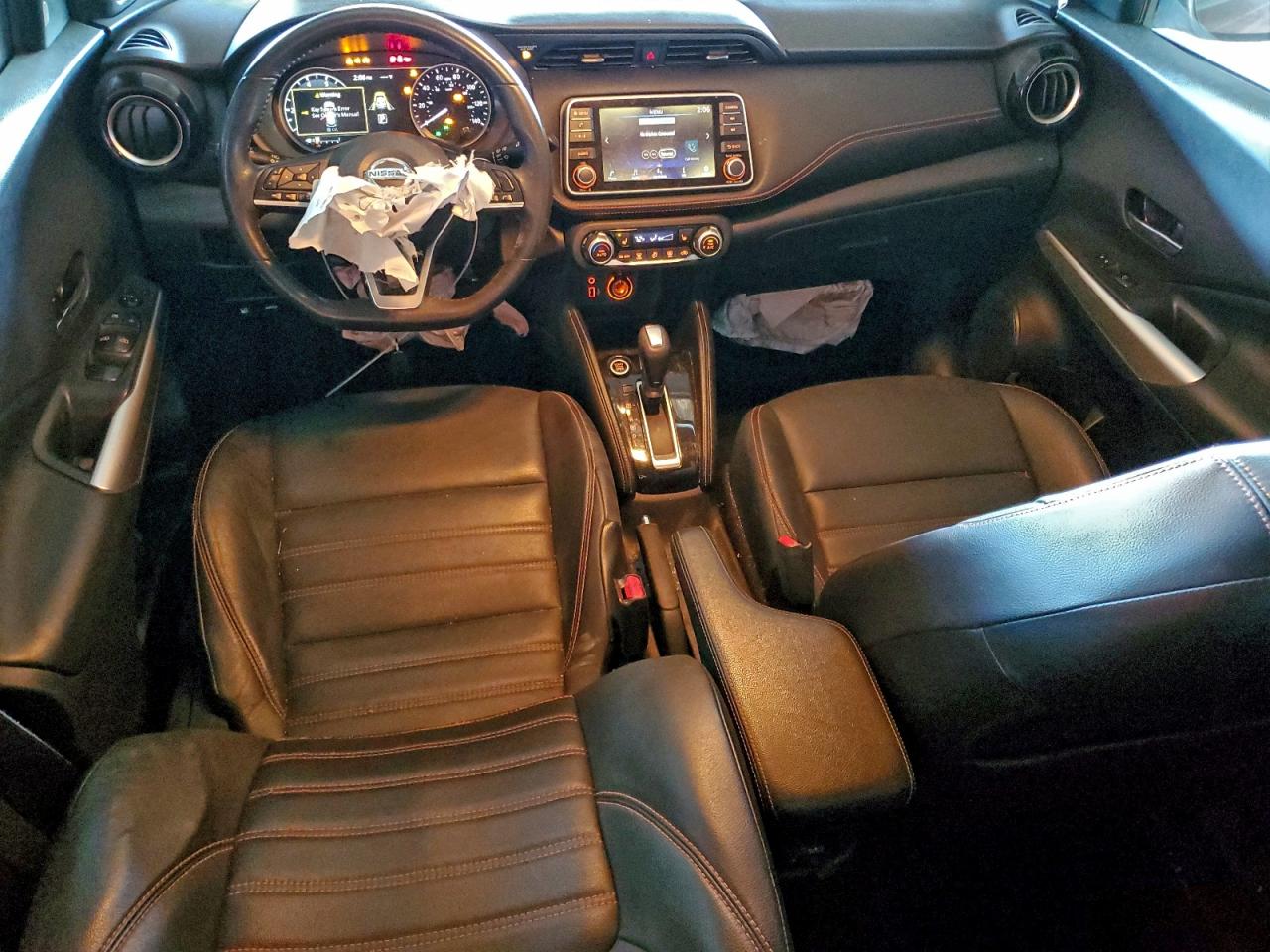 2020 NISSAN KICKS SR photo 15