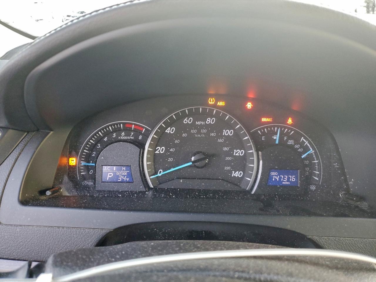 2015 TOYOTA CAMRY LE photo 9