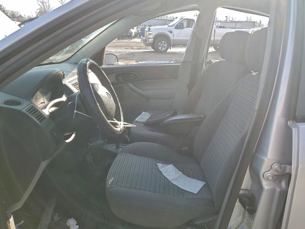 2007 FORD FOCUS ZX4 photo 7