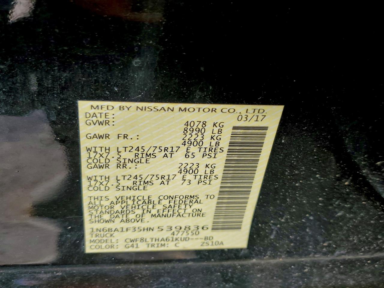 2017 NISSAN TITAN XD SV photo 23