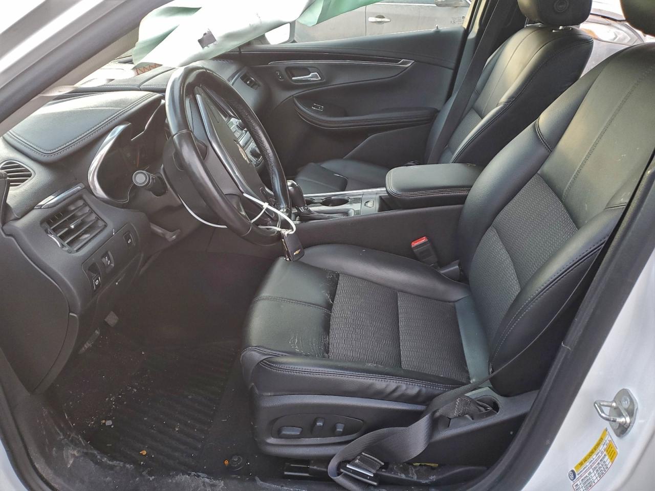 2018 CHEVROLET IMPALA LT photo 13