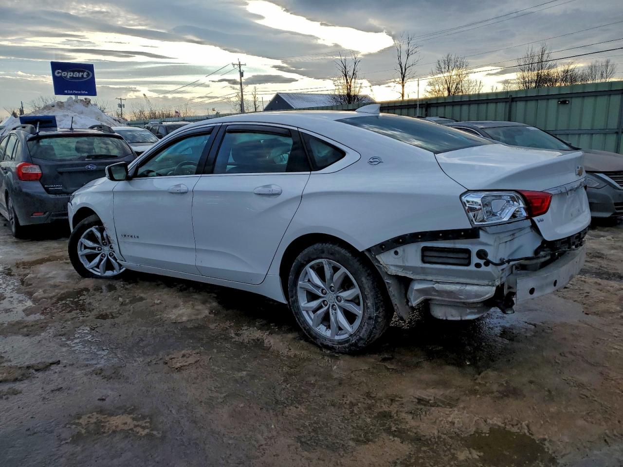 2018 CHEVROLET IMPALA LT photo 3