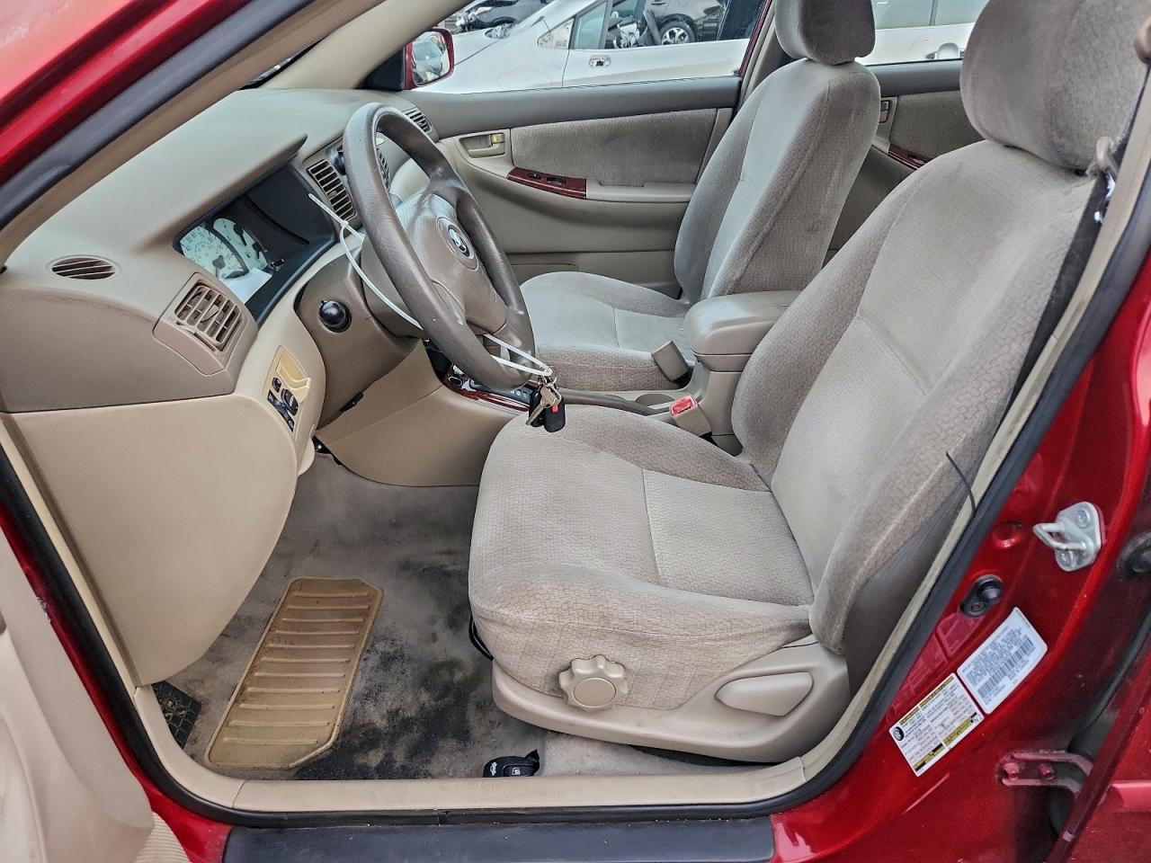 2004 TOYOTA COROLLA CE photo 13