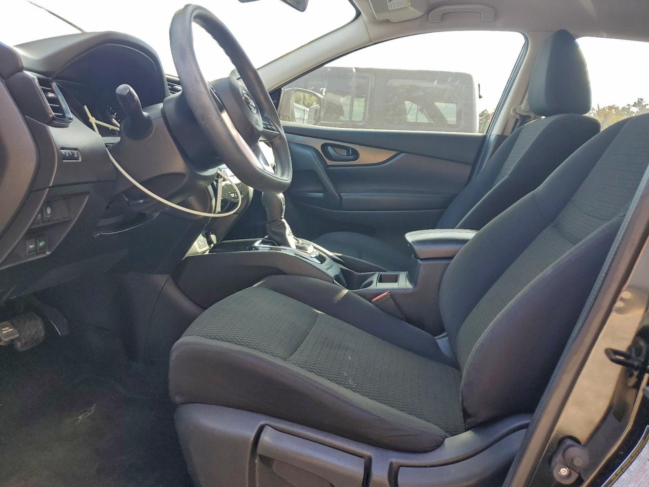 2020 NISSAN ROGUE SPORT S photo 7