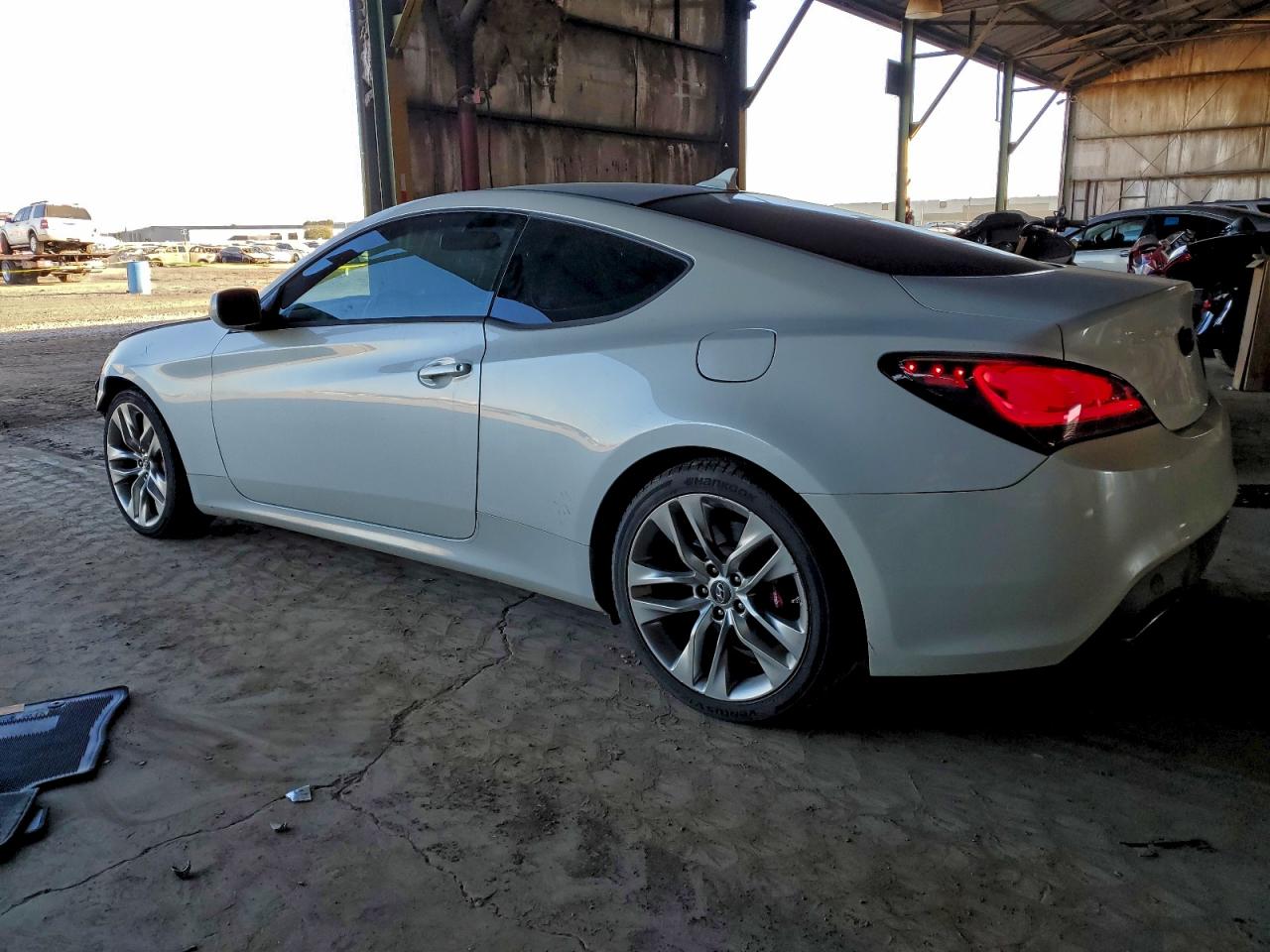 2013 HYUNDAI GENESIS COUPE 2.0T photo 2