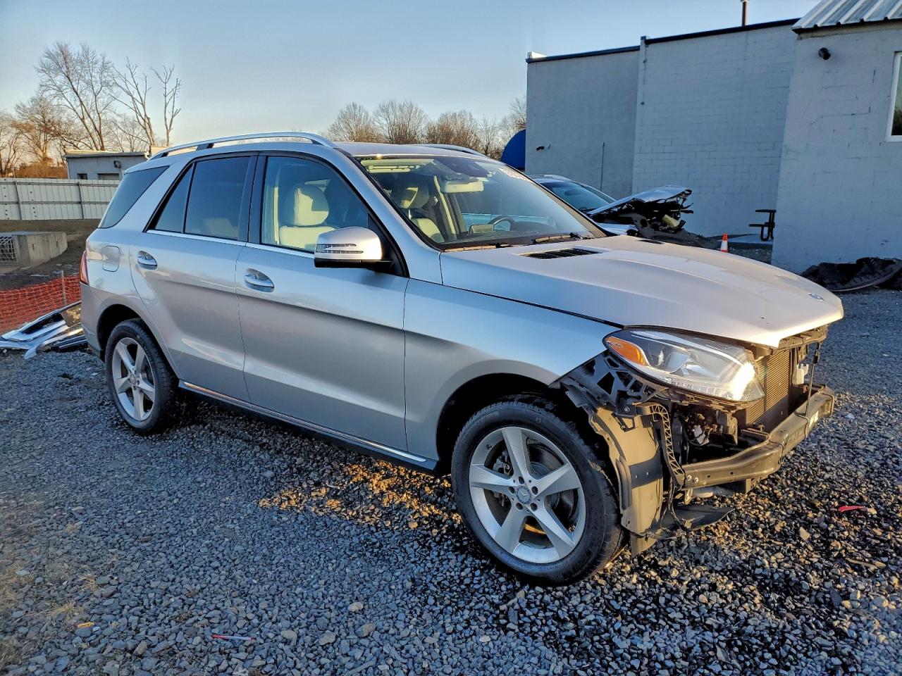 2016 MERCEDES-BENZ GLE 350 4MATIC photo 4