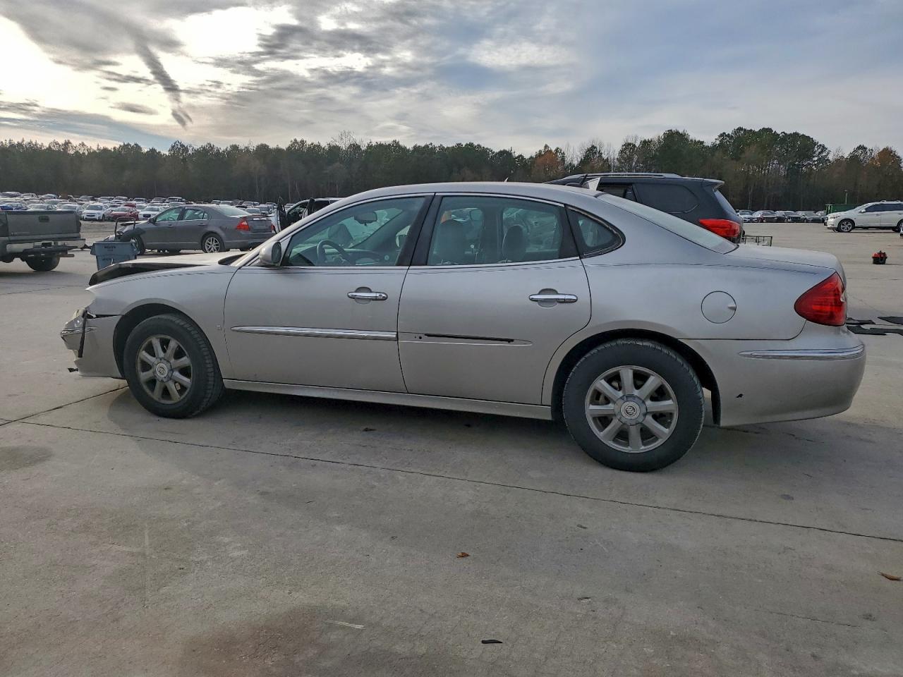 2008 BUICK LACROSSE CXL photo 4