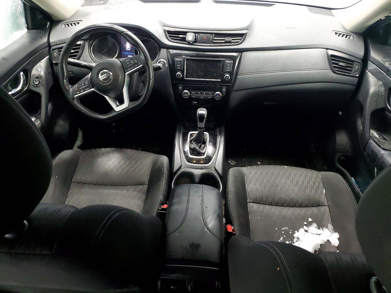 2018 NISSAN ROGUE S photo 8