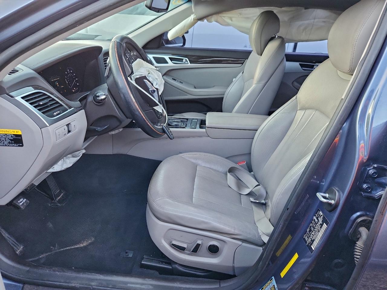 2015 HYUNDAI GENESIS 3.8L photo 13