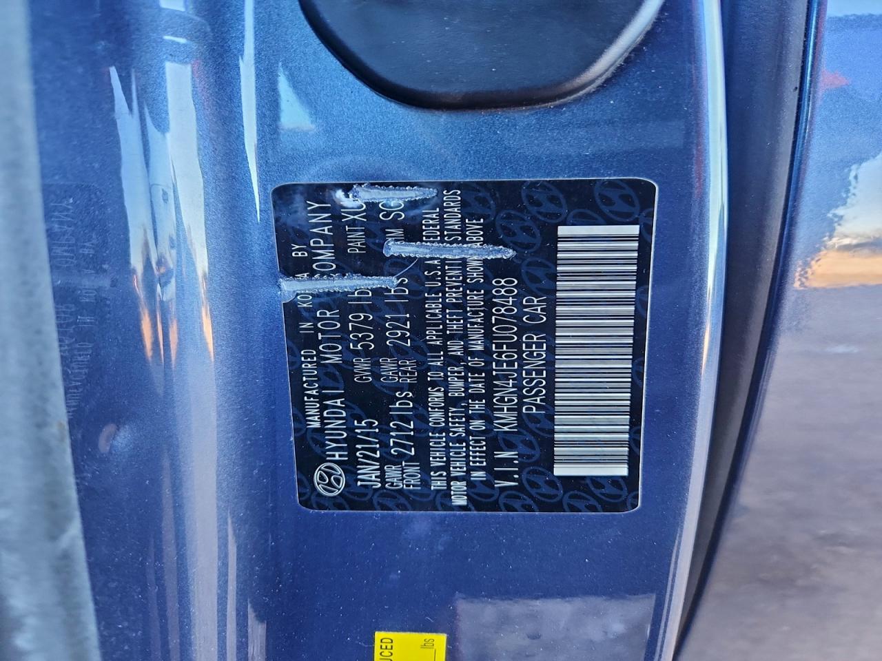 2015 HYUNDAI GENESIS 3.8L photo 25