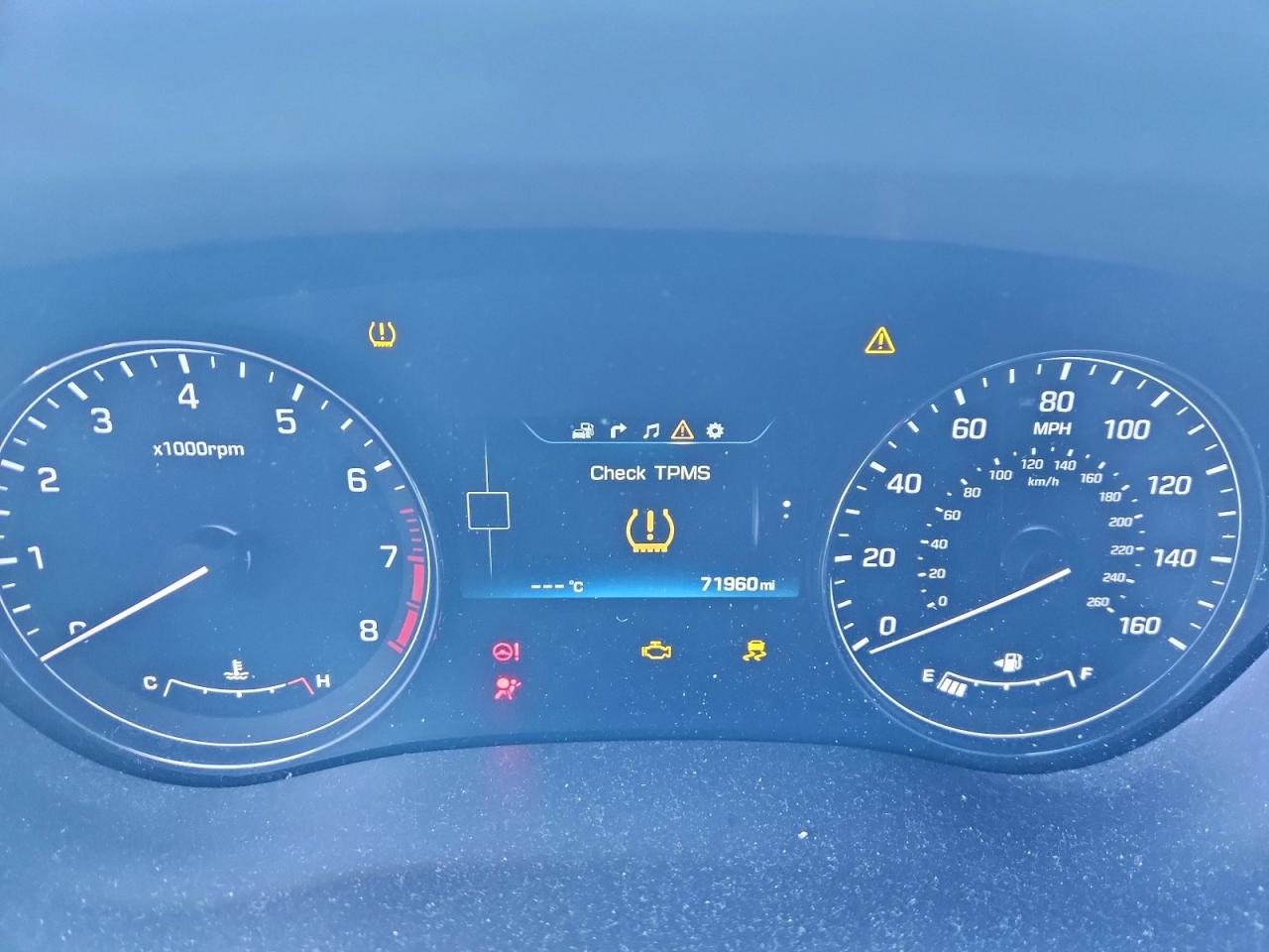2015 HYUNDAI GENESIS 3.8L photo 17