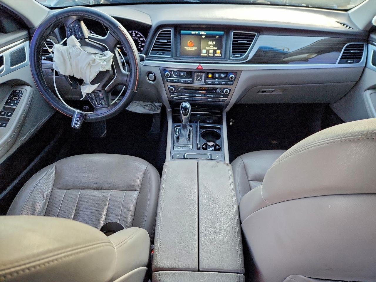 2015 HYUNDAI GENESIS 3.8L photo 15