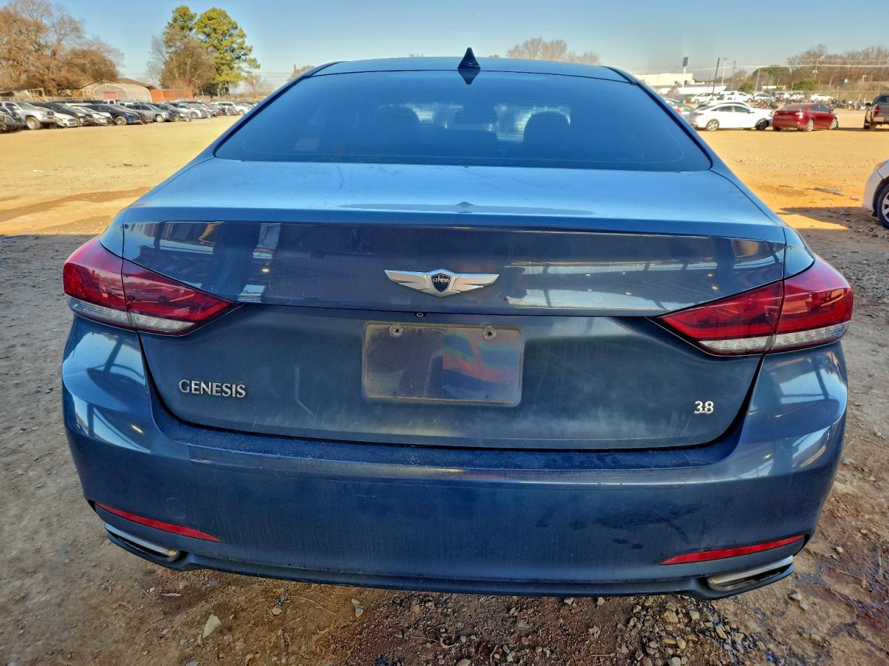 2015 HYUNDAI GENESIS 3.8L photo 11