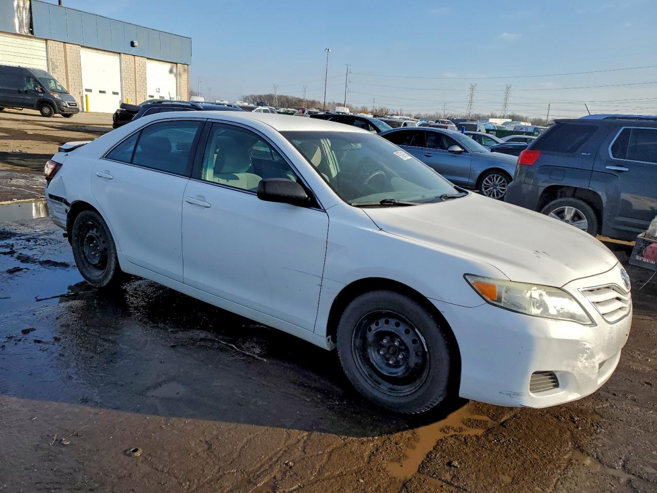 2011 TOYOTA CAMRY BASE photo 4