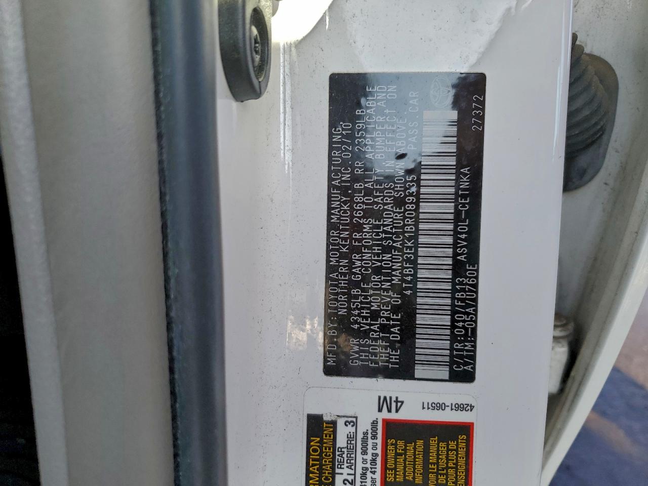 2011 TOYOTA CAMRY BASE photo 12
