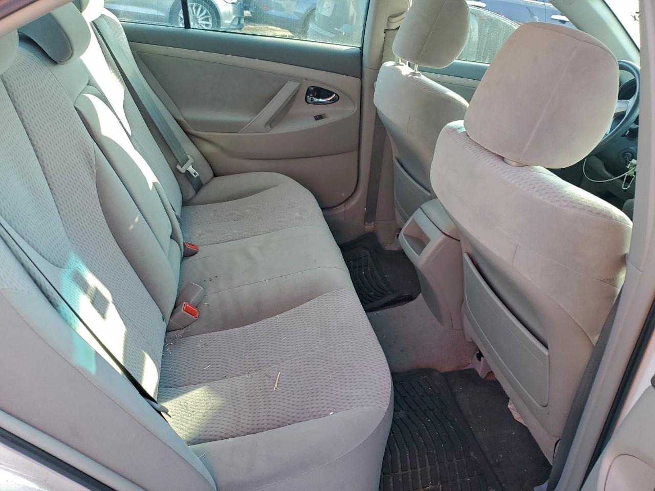 2011 TOYOTA CAMRY BASE photo 10