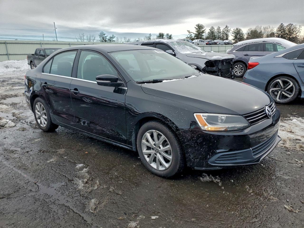 2014 VOLKSWAGEN JETTA SE photo 4