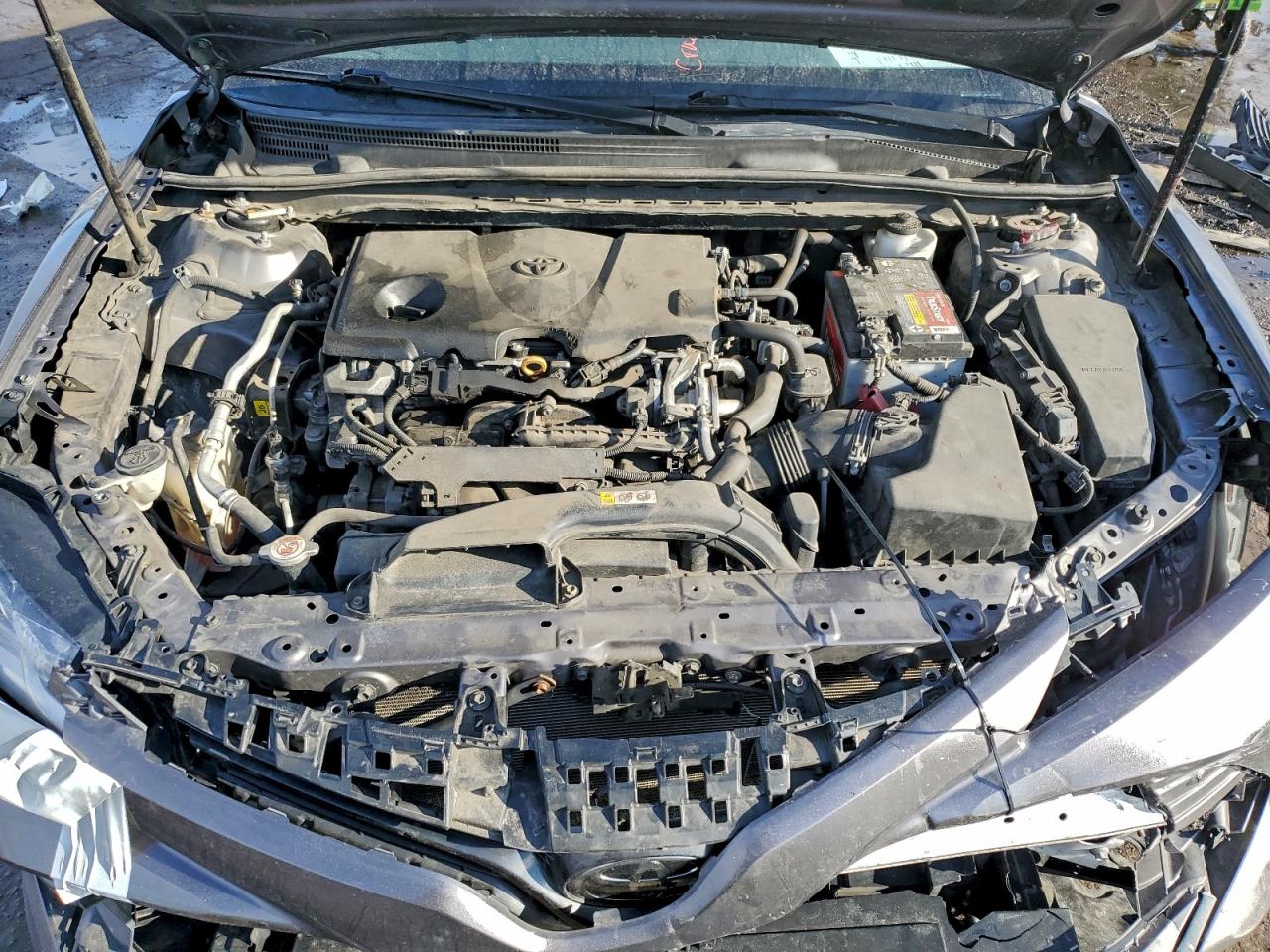 2020 TOYOTA CAMRY LE photo 11