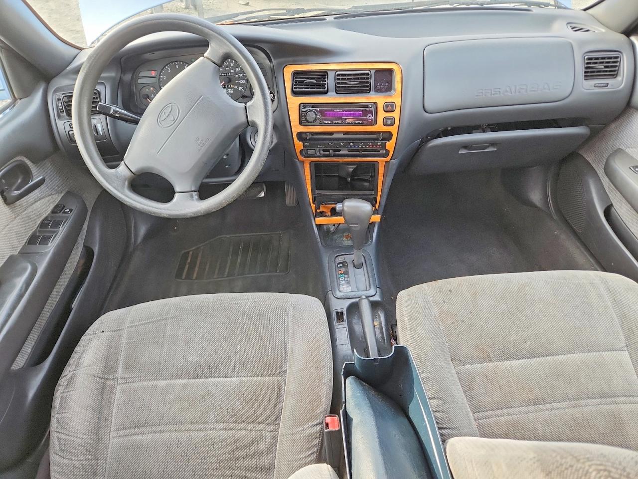 1996 TOYOTA COROLLA DX photo 8