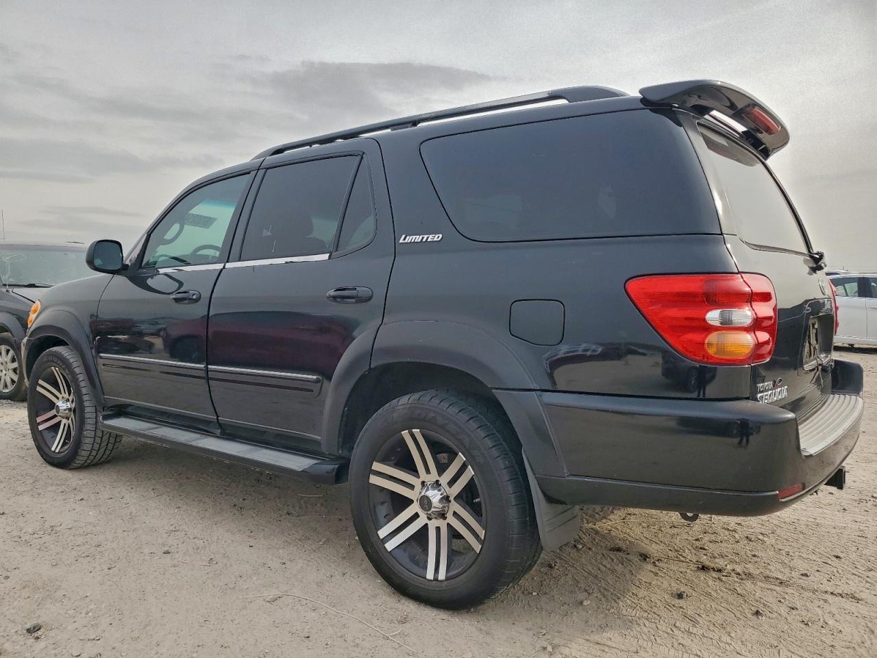 2004 TOYOTA SEQUOIA LIMITED photo 5