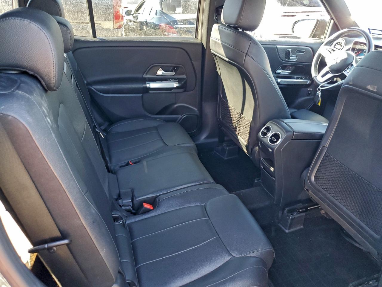 2021 MERCEDES-BENZ GLB 250 photo 19