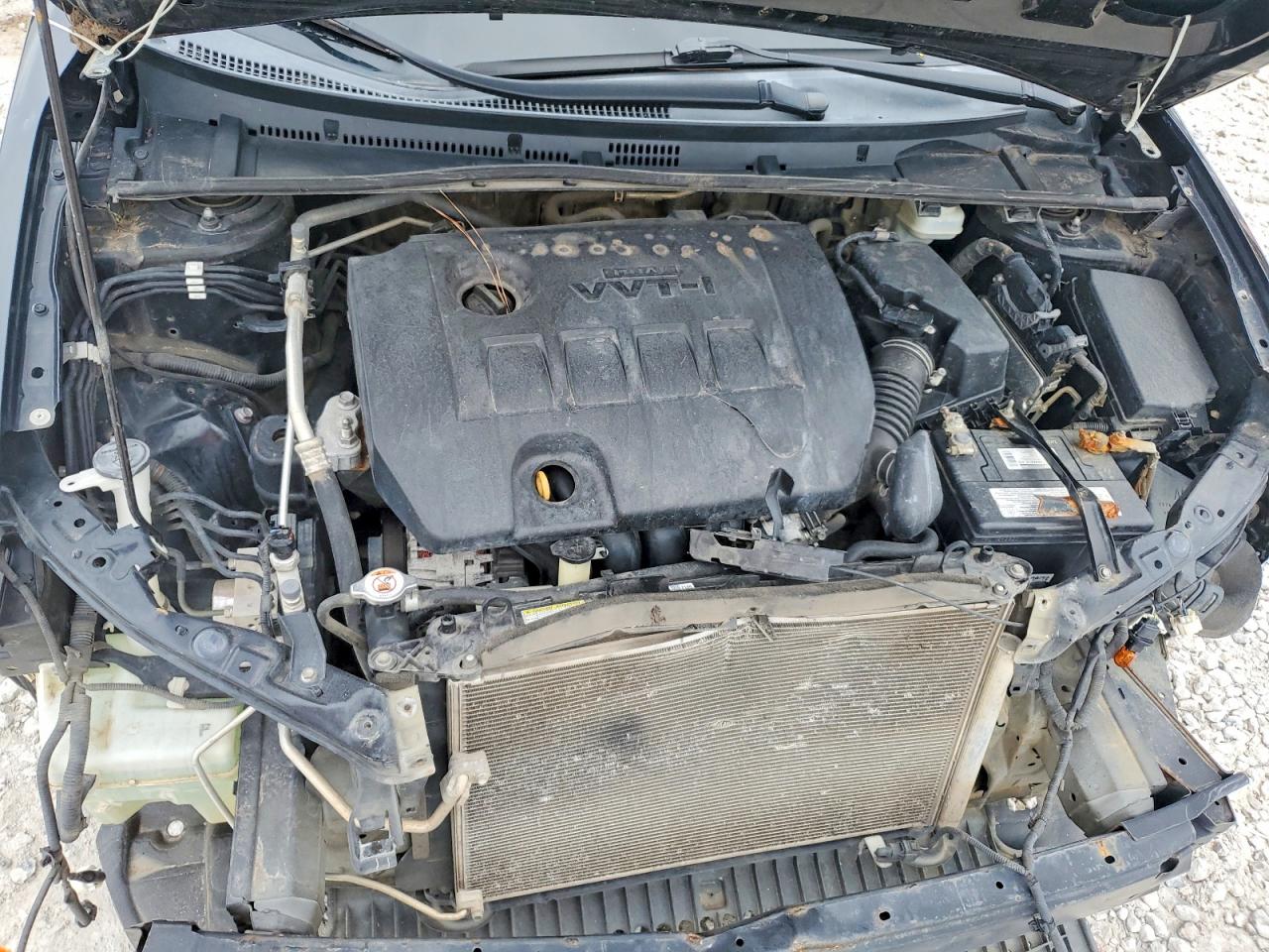 2018 TOYOTA COROLLA LE photo 11