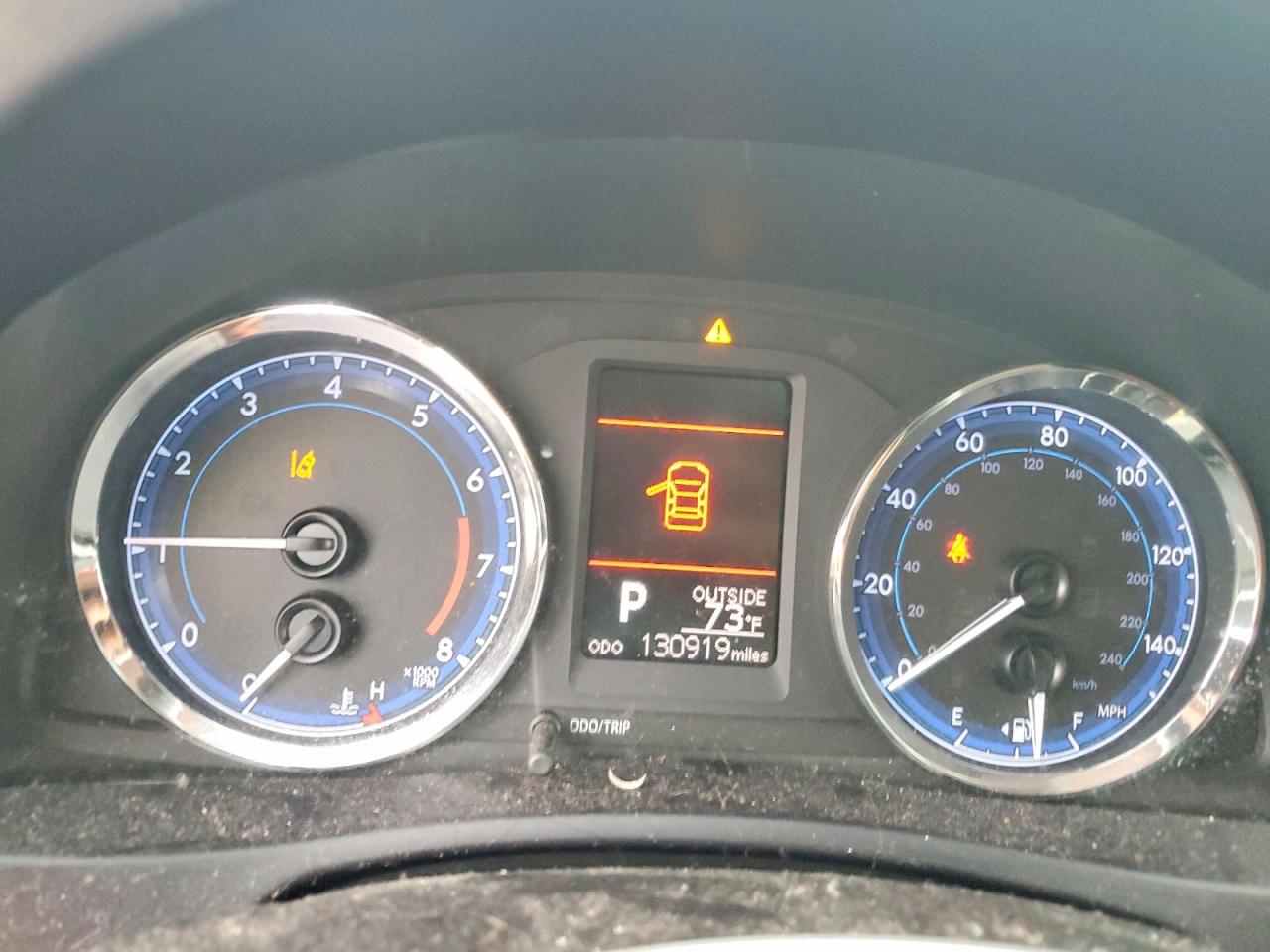 2018 TOYOTA COROLLA LE photo 9