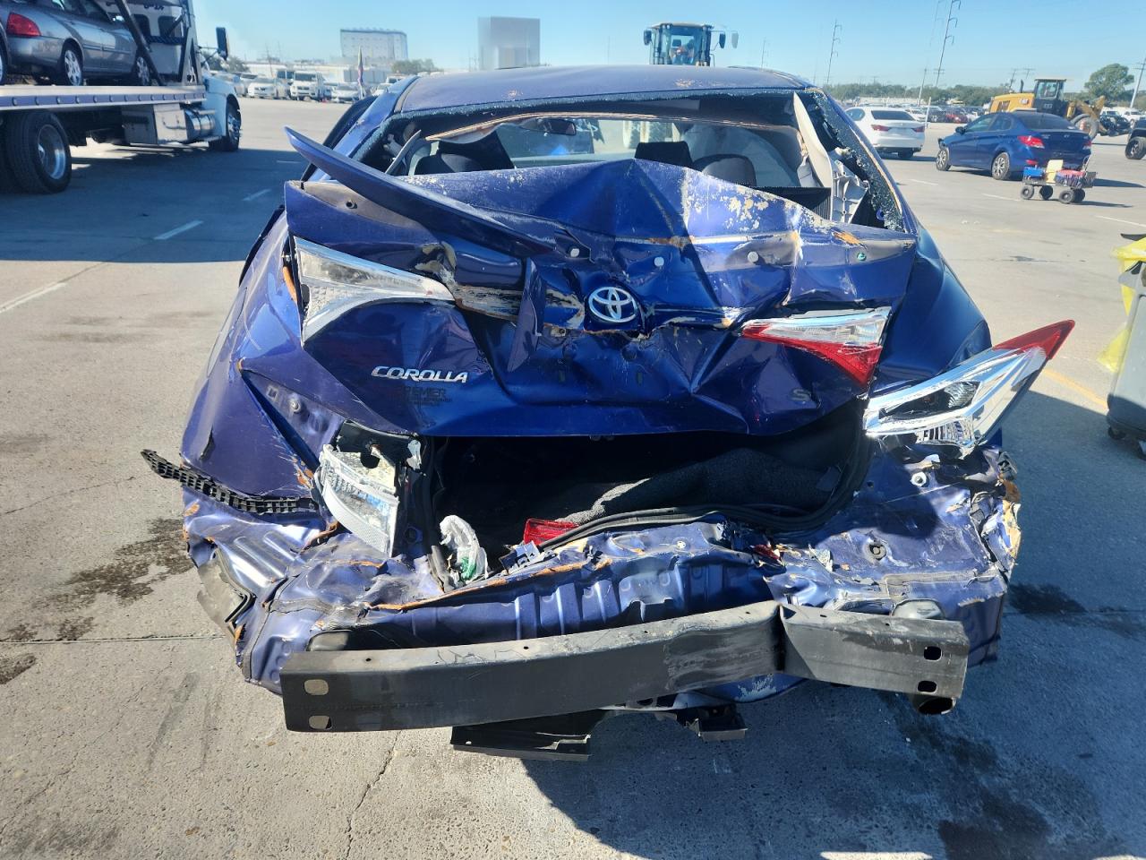 2014 TOYOTA COROLLA L photo 11
